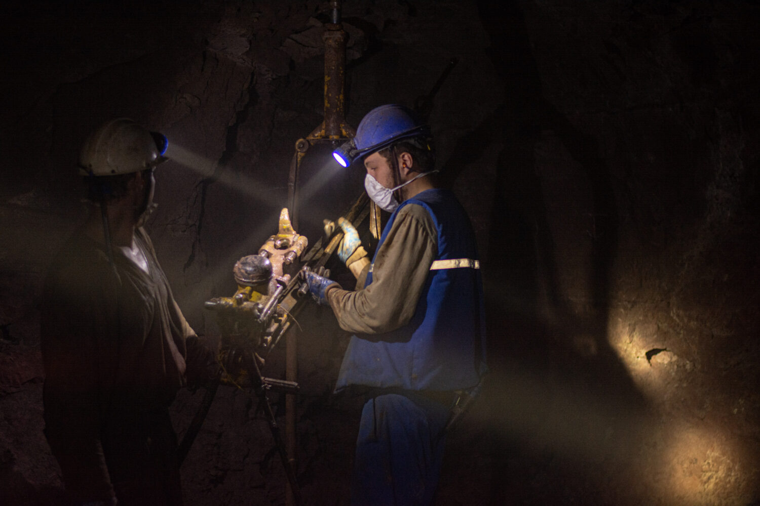 Продолжаются горно-капитальные работы на действующих подземных урановых рудниках ПАО «ППГХО»